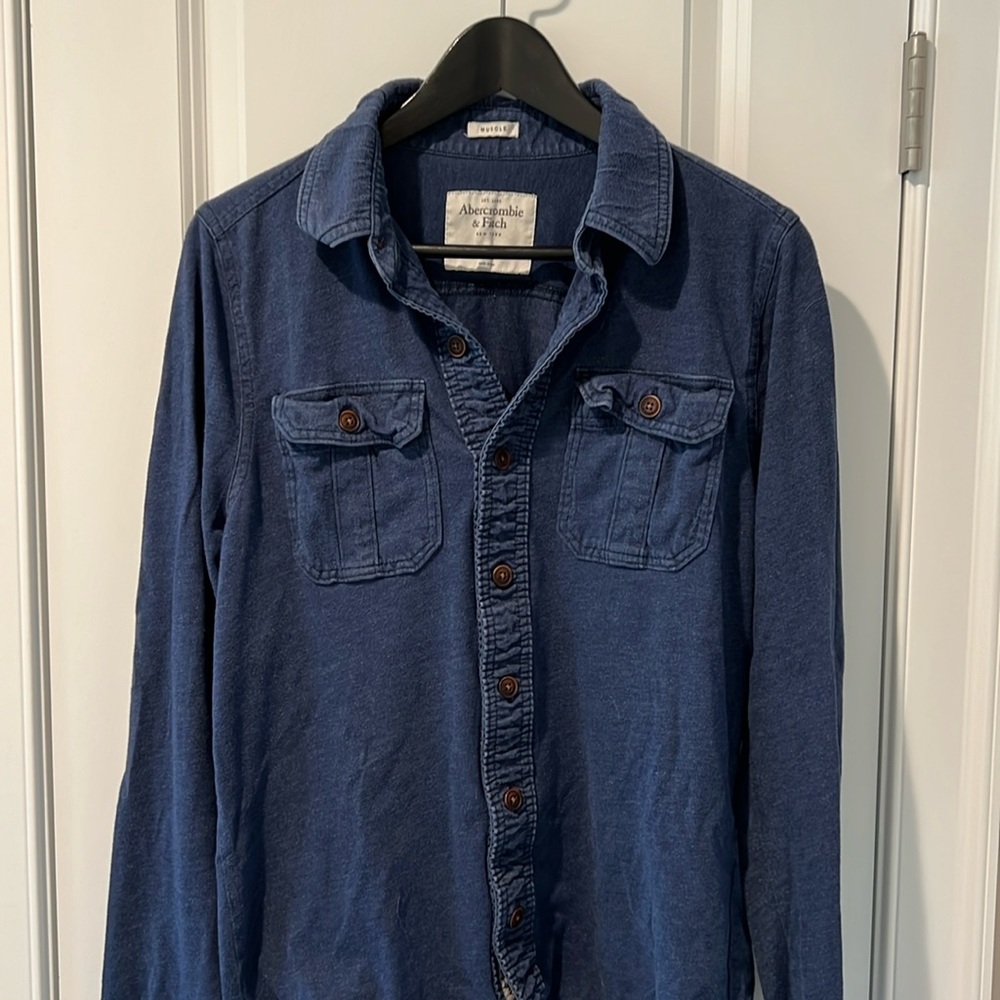 Abercrombie & Fitch Blue Cotton Buttondown Muscle Fit